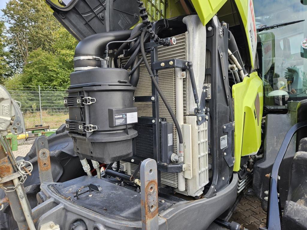 CLAAS AXION 830 CMATIC - Traktör: fotoğraf 4 CLAAS AXION 830 CMATIC - Traktör: fotoğraf 4