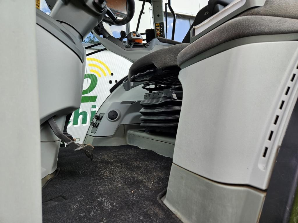 Traktör CLAAS AXION 960: fotoğraf 23