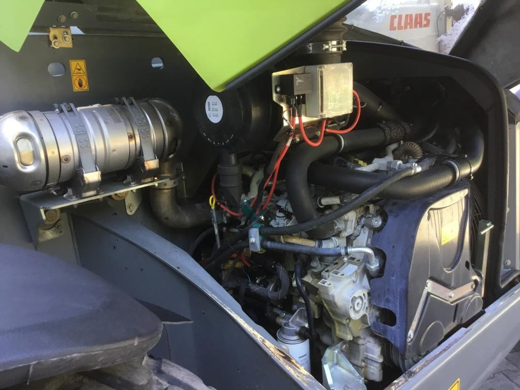 CLAAS SCORPION 7044 VARIPOWER - Yükleyici: fotoğraf 3 CLAAS SCORPION 7044 VARIPOWER - Yükleyici: fotoğraf 3