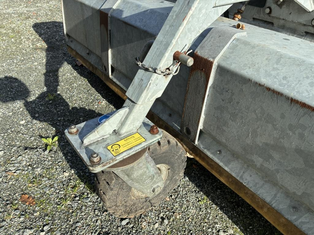 Fliegl KEH230/600 - Çayır biçme makinesi: fotoğraf 3 Fliegl KEH230/600 - Çayır biçme makinesi: fotoğraf 3