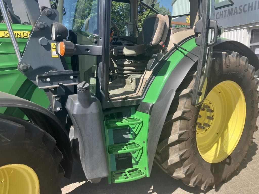 Traktör John Deere 6125R: fotoğraf 29