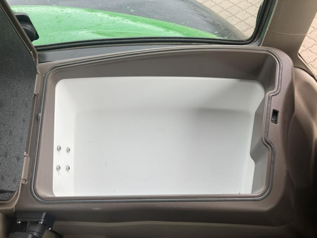 John Deere 6M240 - Traktör: fotoğraf 3 John Deere 6M240 - Traktör: fotoğraf 3