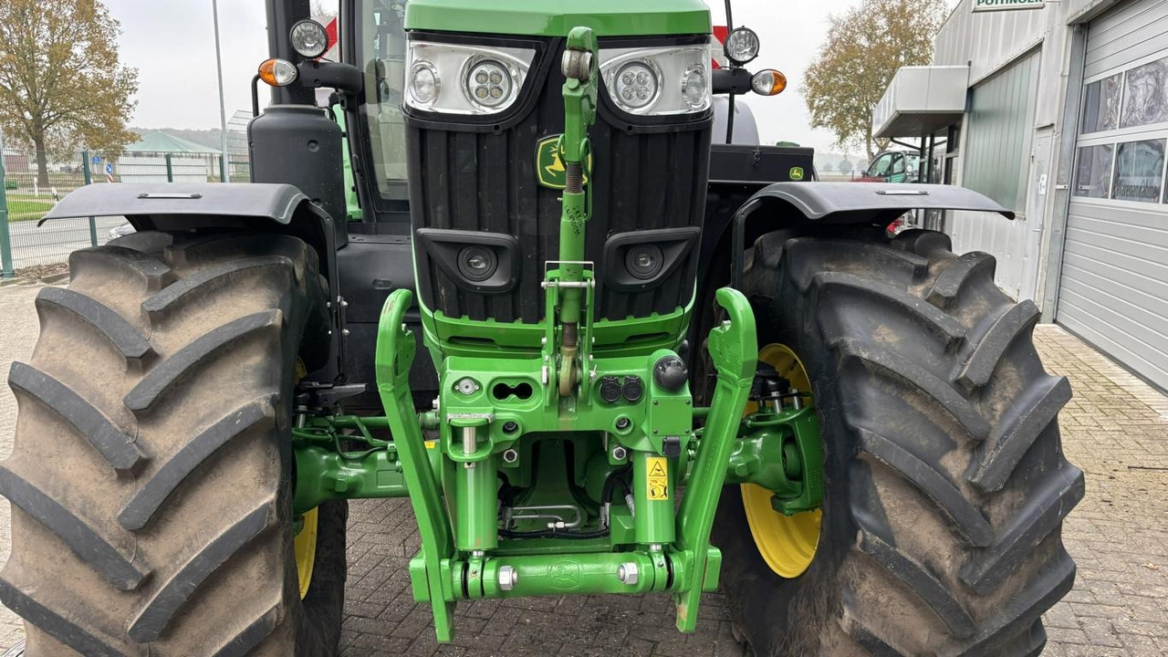 Yeni Traktör John Deere 6R215: fotoğraf 24 Yeni Traktör John Deere 6R215: fotoğraf 24