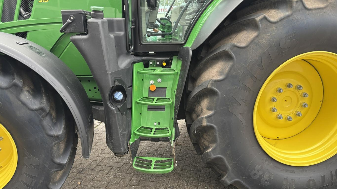 Yeni Traktör John Deere 6R215: fotoğraf 18 Yeni Traktör John Deere 6R215: fotoğraf 18
