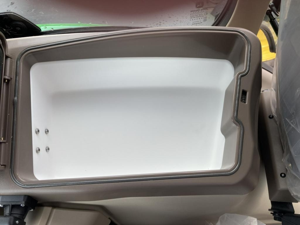 John Deere 6R250 - Traktör: fotoğraf 2 John Deere 6R250 - Traktör: fotoğraf 2