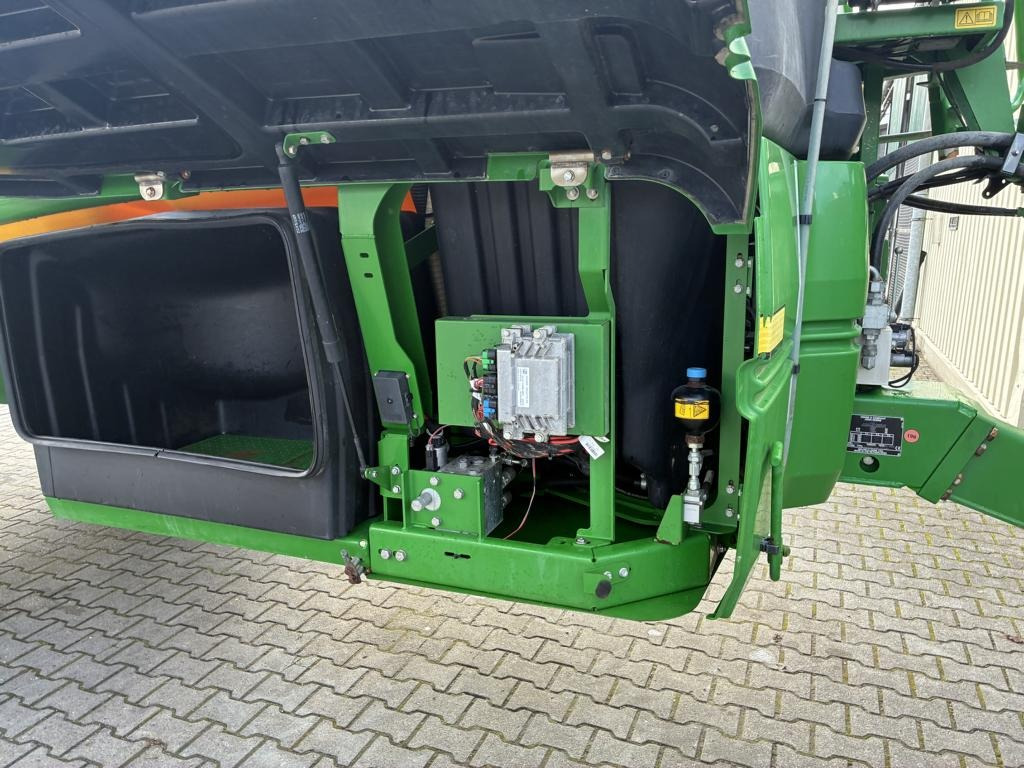 John Deere R944I POWRSPRAY - Ilaçlama makinesi: fotoğraf 4 John Deere R944I POWRSPRAY - Ilaçlama makinesi: fotoğraf 4