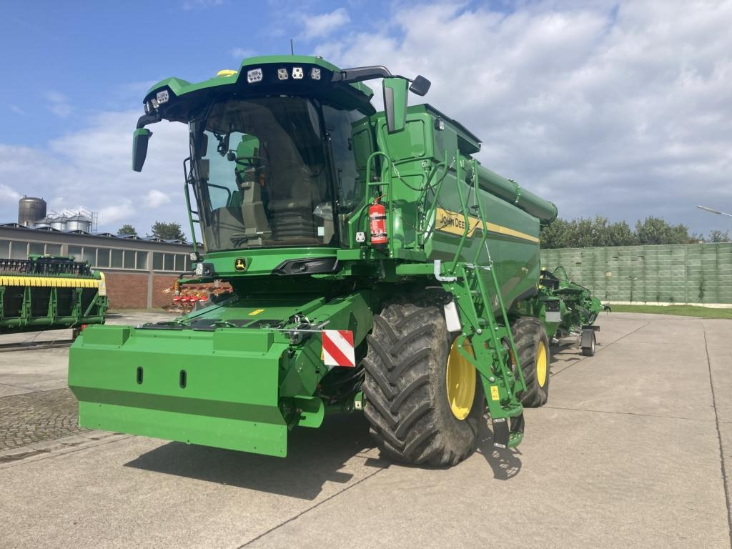 John Deere T5 700 MY25 - Biçerdöver: fotoğraf 5 John Deere T5 700 MY25 - Biçerdöver: fotoğraf 5