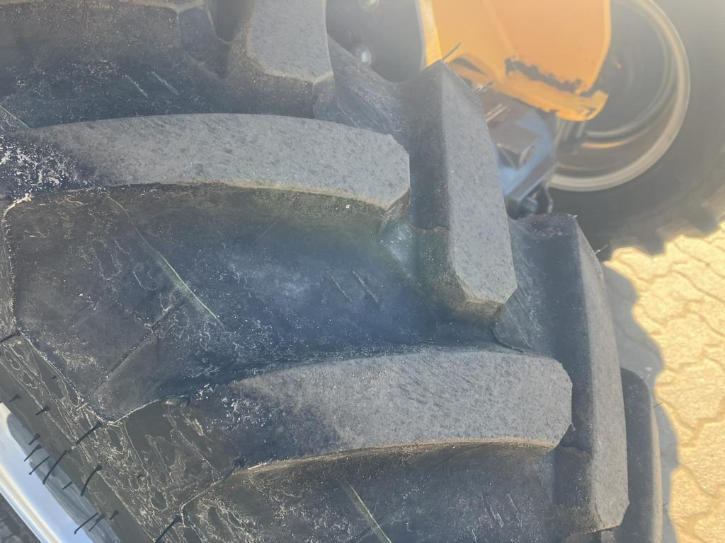 MECALAC AX 850 - Tekerlekli yükleyici: fotoğraf 4 MECALAC AX 850 - Tekerlekli yükleyici: fotoğraf 4