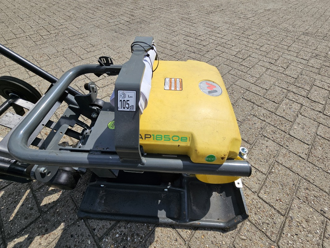 Wacker AP 1850E - Titreşimli kompaktör: fotoğraf 4 Wacker AP 1850E - Titreşimli kompaktör: fotoğraf 4