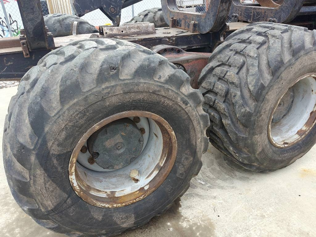 Komatsu 865 - Forwarder: fotoğraf 4 Komatsu 865 - Forwarder: fotoğraf 4
