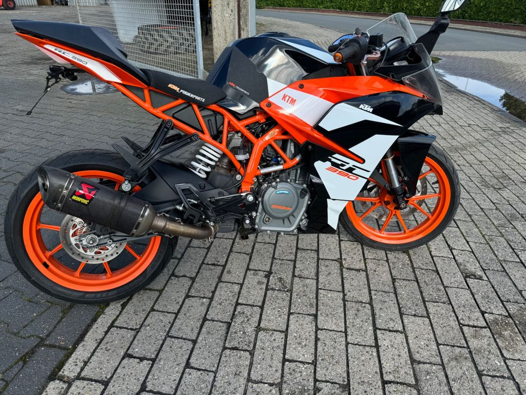 KTM RC 390 Acrapovic Unfall - Motosiklet: fotoğraf 5 KTM RC 390 Acrapovic Unfall - Motosiklet: fotoğraf 5