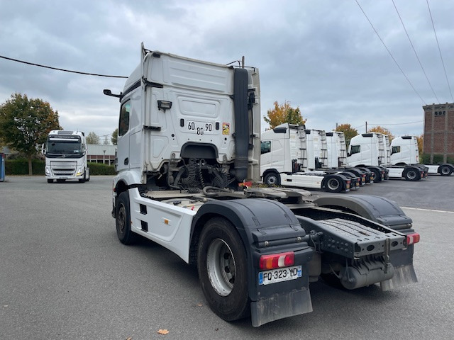 Mercedes-Benz Actros - Çekici: fotoğraf 4 Mercedes-Benz Actros - Çekici: fotoğraf 4