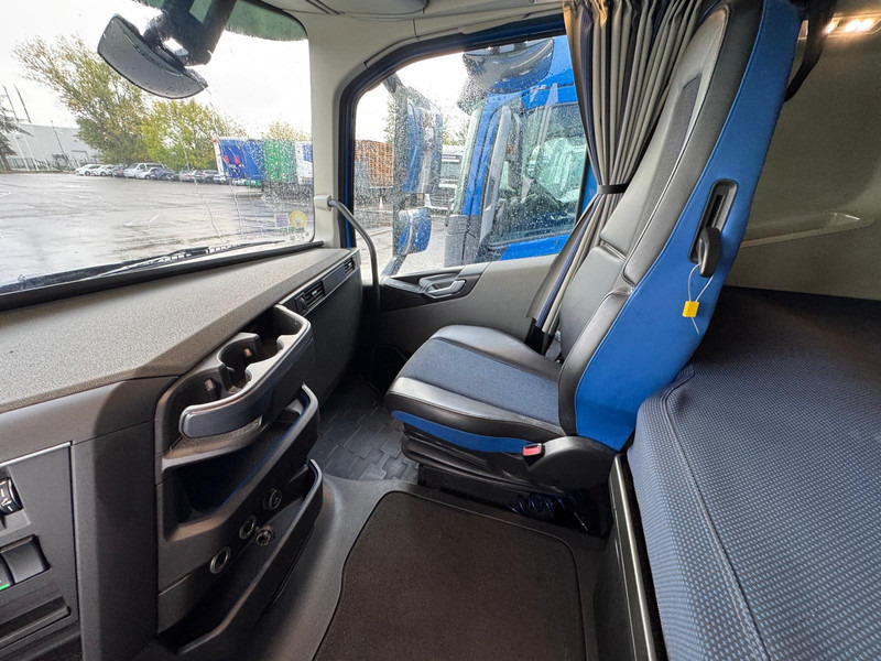 Volvo FH - Çekici: fotoğraf 3 Volvo FH - Çekici: fotoğraf 3