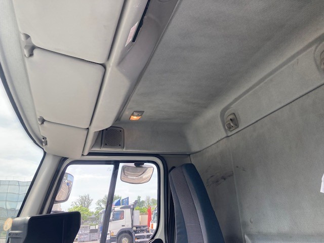 Volvo FL - Refrijeratör kamyon: fotoğraf 4 Volvo FL - Refrijeratör kamyon: fotoğraf 4