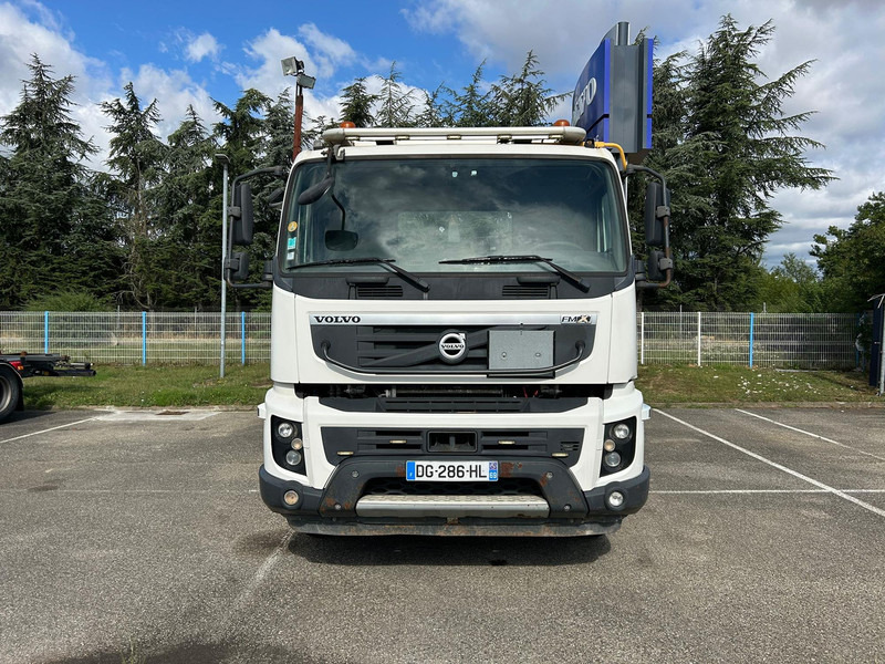 Volvo FMX - Kancalı yükleyici kamyon: fotoğraf 5 Volvo FMX - Kancalı yükleyici kamyon: fotoğraf 5