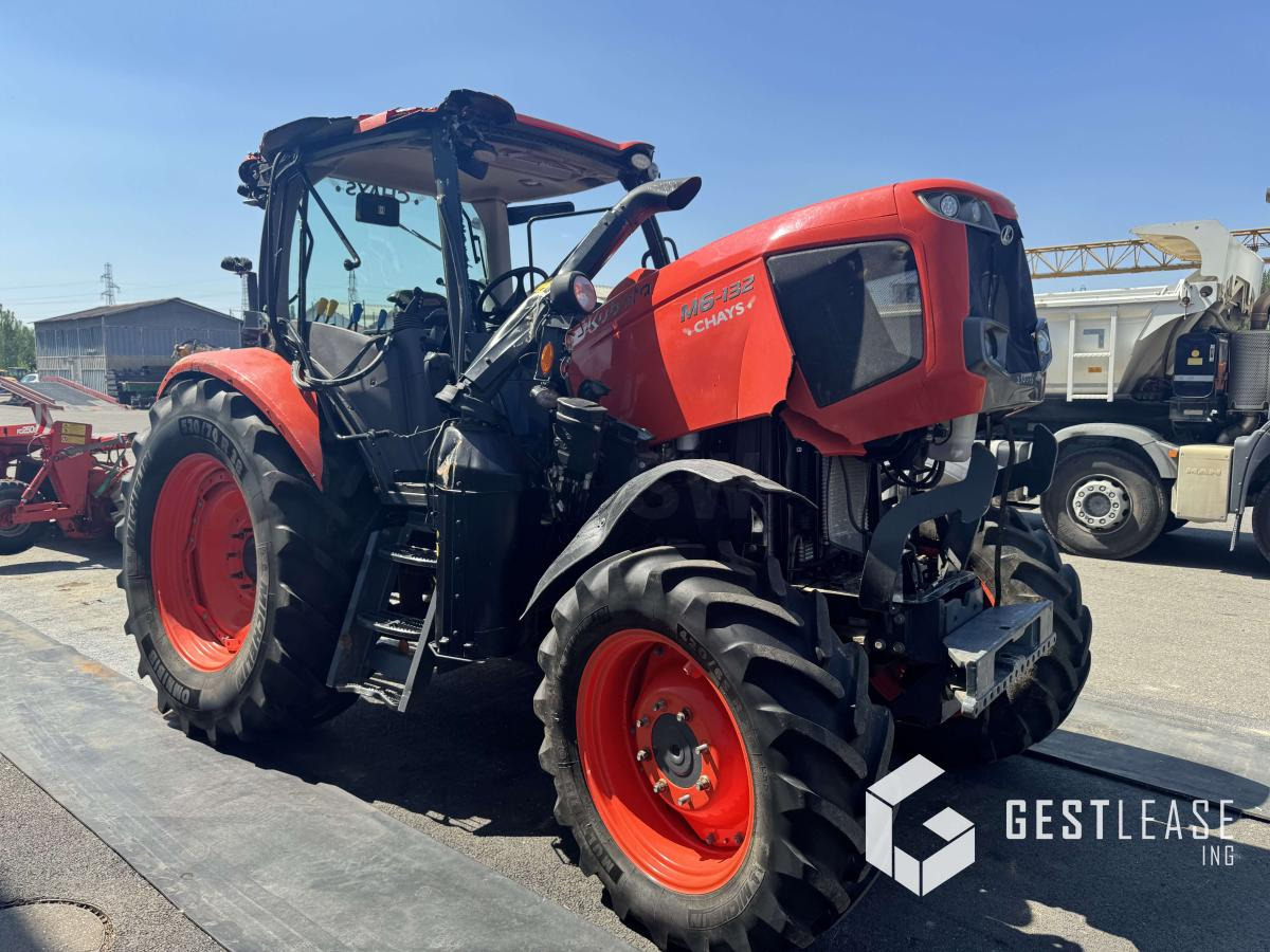 Kubota M6-132 - Traktör: fotoğraf 4 Kubota M6-132 - Traktör: fotoğraf 4