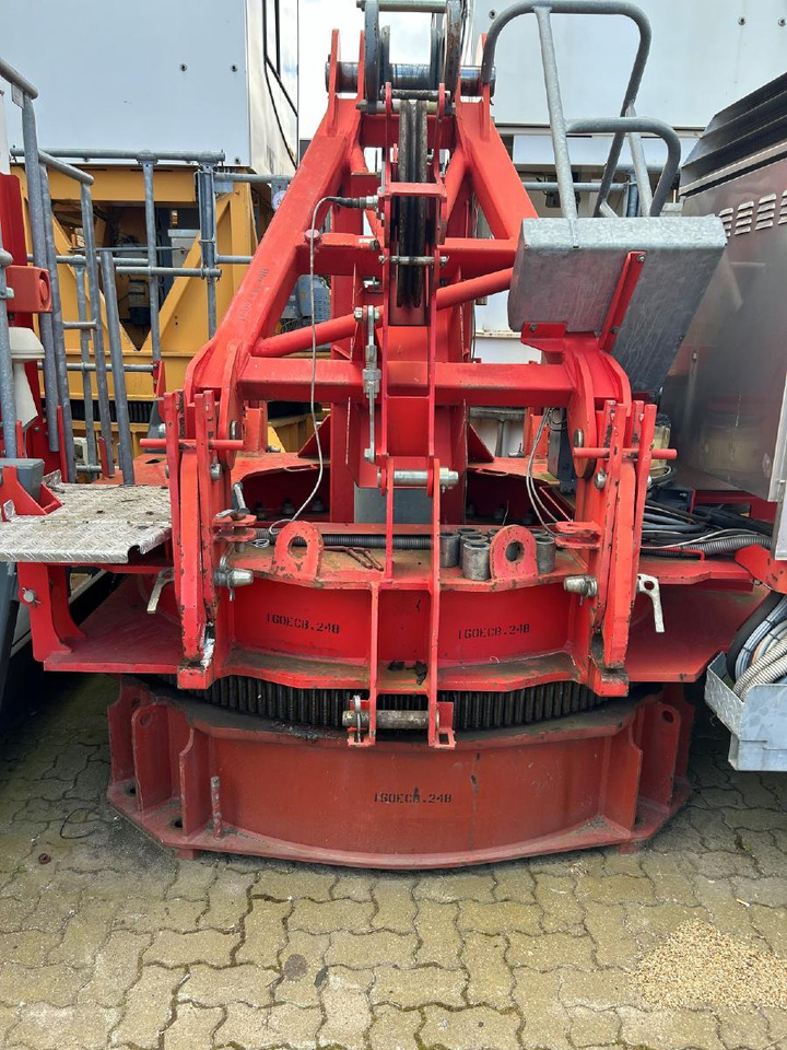Liebherr 280 EC-H 12 Litronic 280 EC-H - Kule vinç: fotoğraf 2 Liebherr 280 EC-H 12 Litronic 280 EC-H - Kule vinç: fotoğraf 2