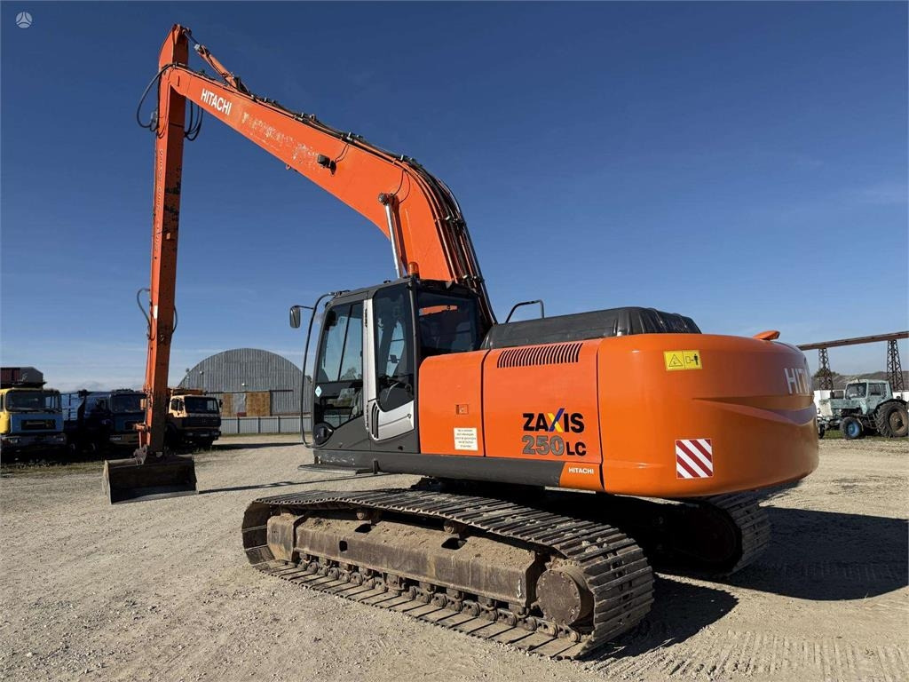 Hitachi ZX 250 LC-3 , 21 M , 800 mm - Paletli ekskavatör: fotoğraf 3 Hitachi ZX 250 LC-3 , 21 M , 800 mm - Paletli ekskavatör: fotoğraf 3