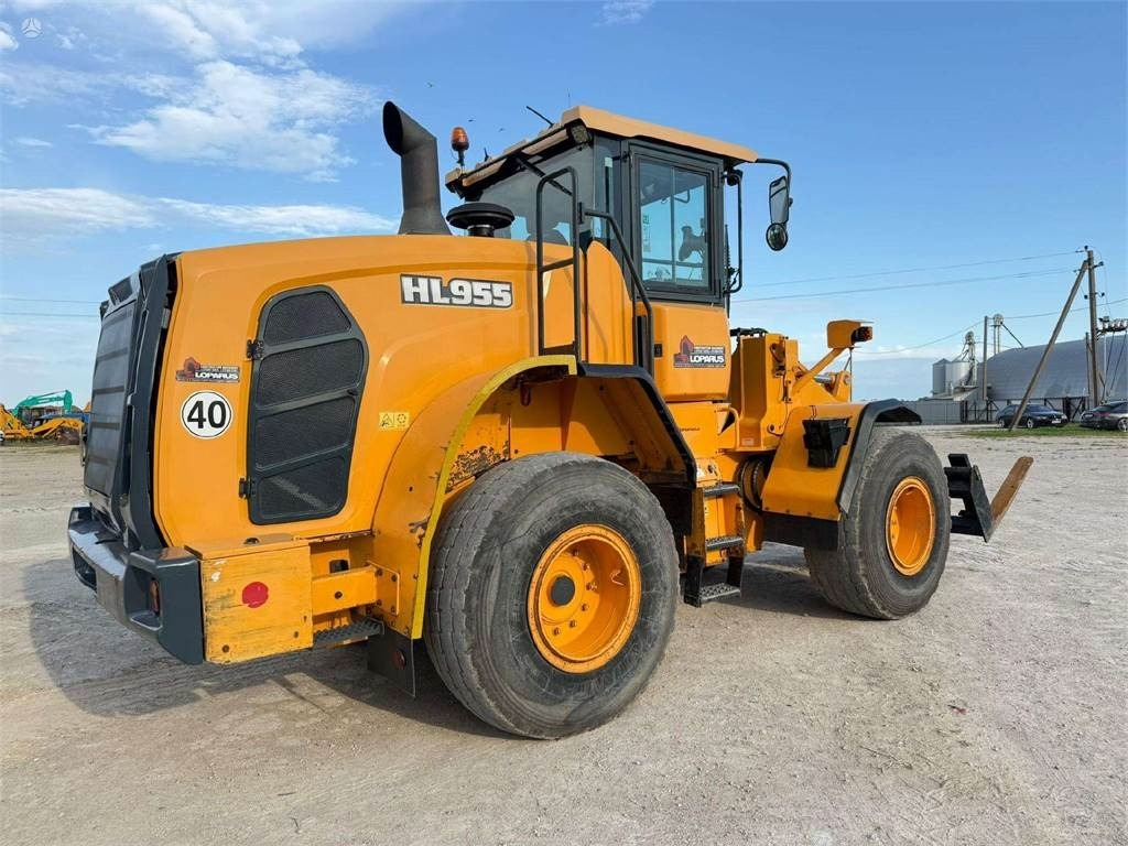 Hyundai HL 955 - Tekerlekli yükleyici: fotoğraf 3 Hyundai HL 955 - Tekerlekli yükleyici: fotoğraf 3