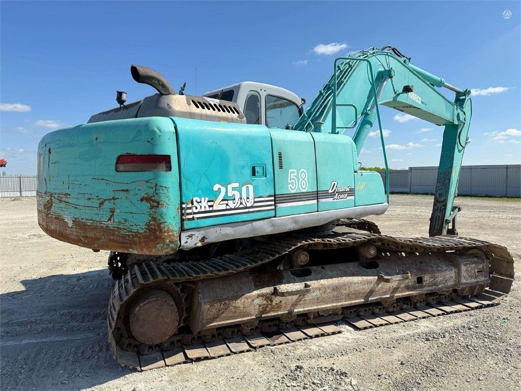 Kobelco SK 250 NLC-6 FOR SPARE PARTS - Paletli ekskavatör: fotoğraf 3 Kobelco SK 250 NLC-6 FOR SPARE PARTS - Paletli ekskavatör: fotoğraf 3