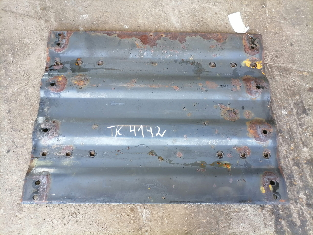 DAF Saddle plate 1377193 - Beşinci teker - Kamyon: fotoğraf 2 DAF Saddle plate 1377193 - Beşinci teker - Kamyon: fotoğraf 2