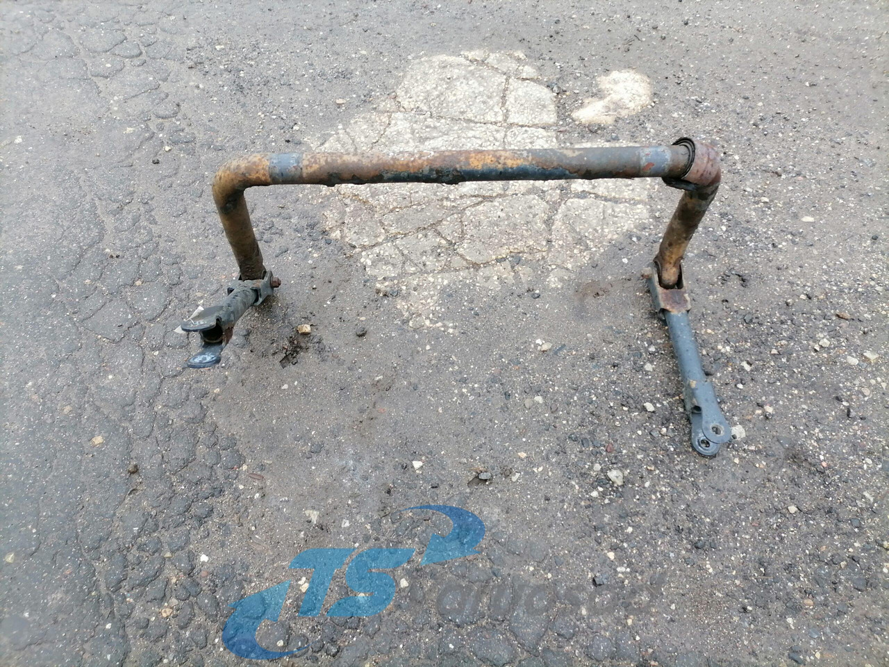 MAN Anti-roll bar 81437156088 - Viraj denge çubuğu - Kamyon: fotoğraf 1 MAN Anti-roll bar 81437156088 - Viraj denge çubuğu - Kamyon: fotoğraf 1