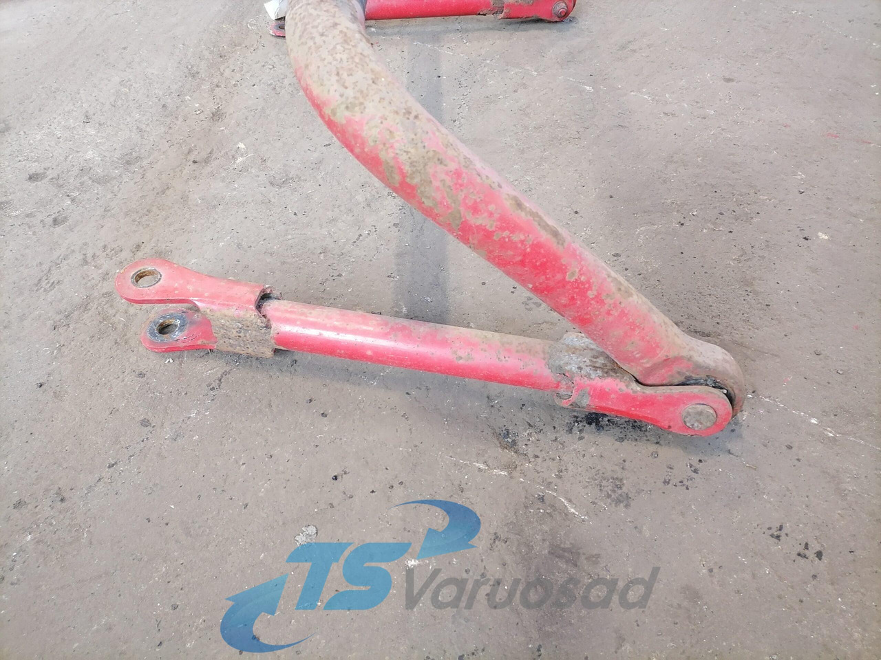 MAN Anti-roll bar 81437156116 - Viraj denge çubuğu - Kamyon: fotoğraf 2 MAN Anti-roll bar 81437156116 - Viraj denge çubuğu - Kamyon: fotoğraf 2