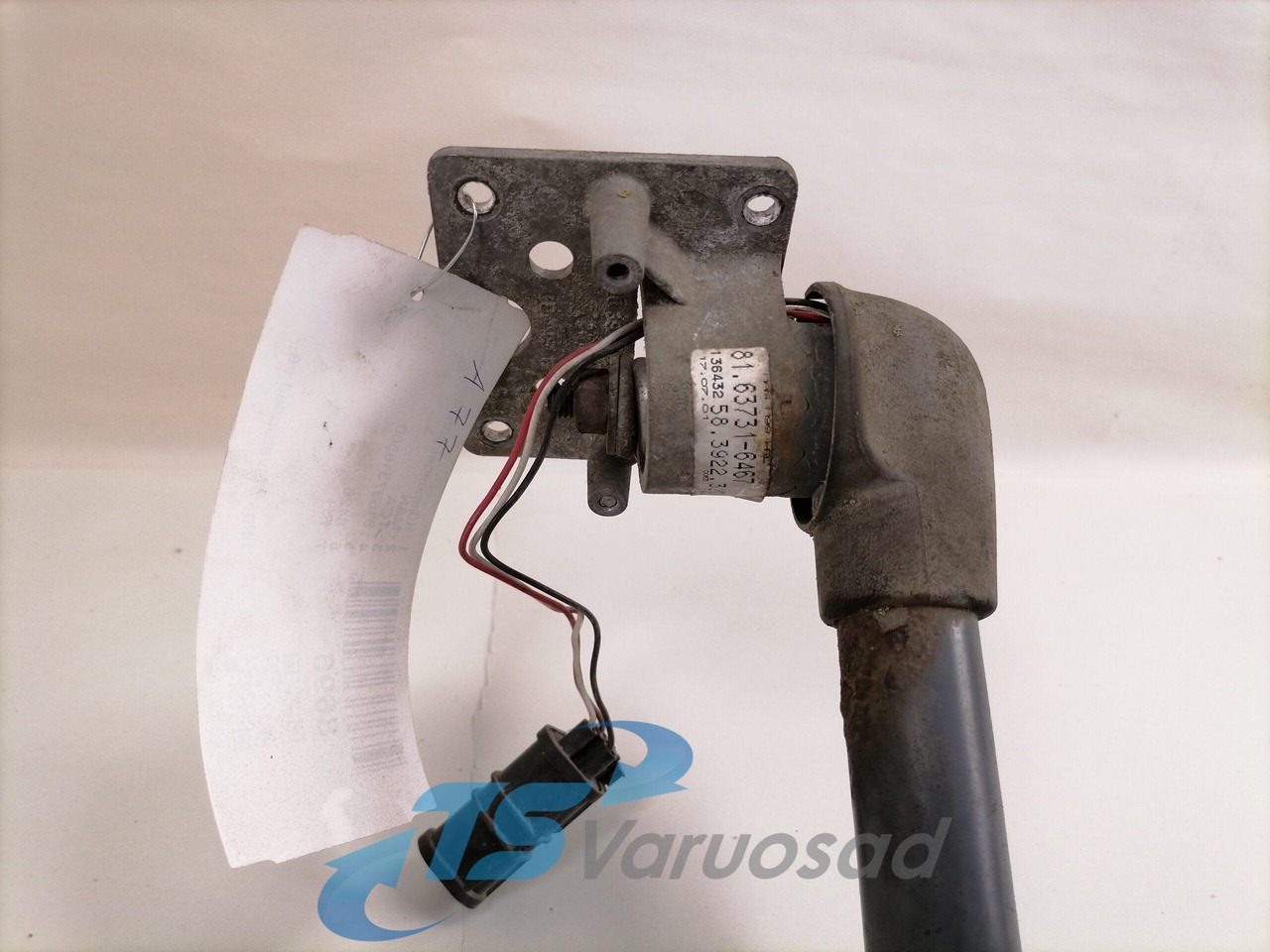 MAN Küljepeegel, parem 81637316560 - Dikiz aynası - Kamyon: fotoğraf 3 MAN Küljepeegel, parem 81637316560 - Dikiz aynası - Kamyon: fotoğraf 3