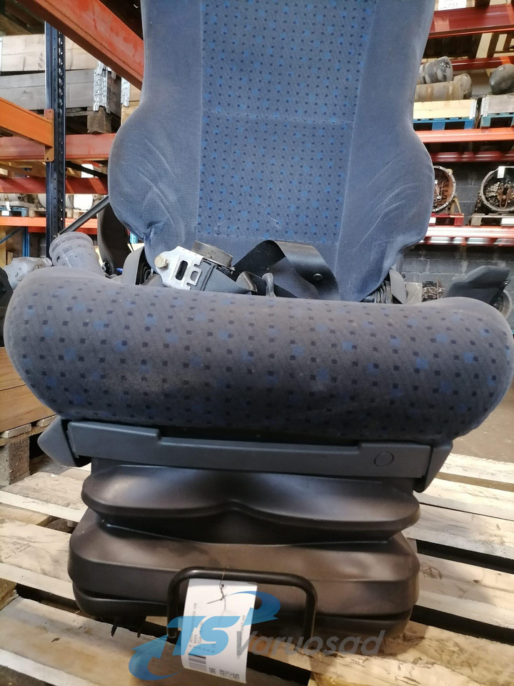 MAN Passenger seat - Koltuk - Kamyon: fotoğraf 3 MAN Passenger seat - Koltuk - Kamyon: fotoğraf 3