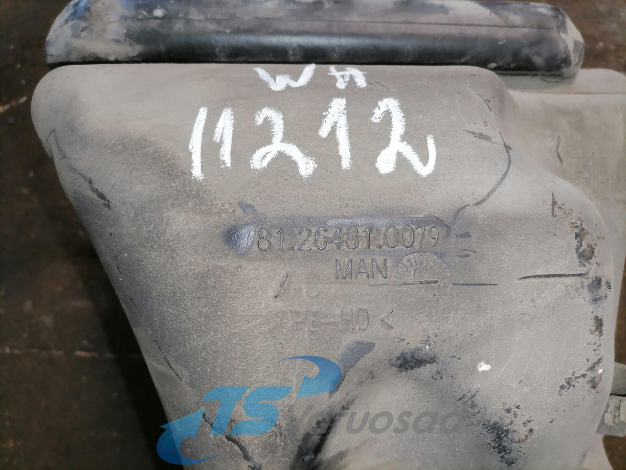 MAN Windscreen washer fluid tank 81264810079 - Silecek - Kamyon: fotoğraf 2 MAN Windscreen washer fluid tank 81264810079 - Silecek - Kamyon: fotoğraf 2