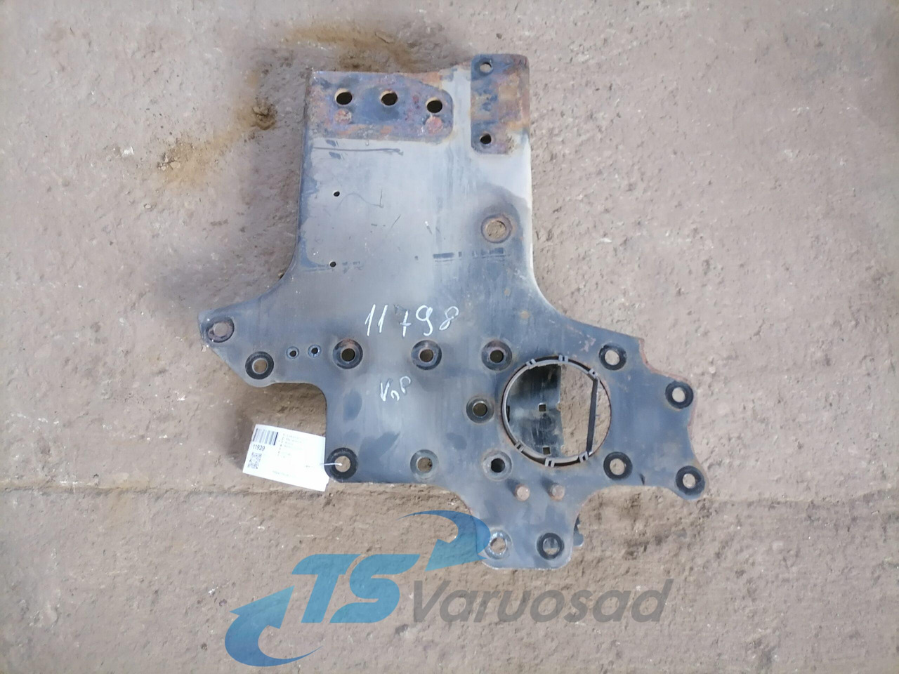 Mercedes-Benz Front bumper carrier A9303100090 - Tampon - Kamyon: fotoğraf 2 Mercedes-Benz Front bumper carrier A9303100090 - Tampon - Kamyon: fotoğraf 2