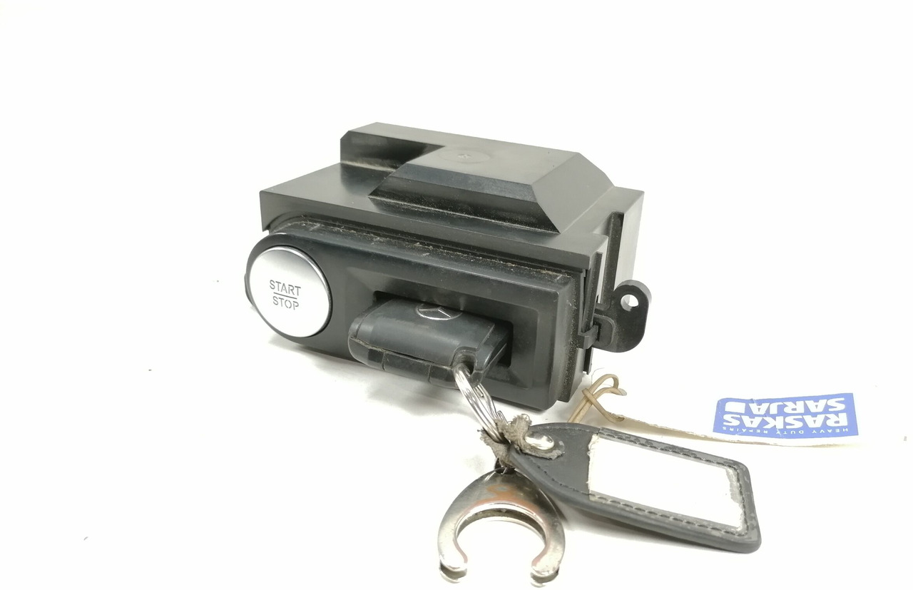 Mercedes-Benz Ignition lock A0004464908 - Kapı ve yedek parça - Kamyon: fotoğraf 1 Mercedes-Benz Ignition lock A0004464908 - Kapı ve yedek parça - Kamyon: fotoğraf 1