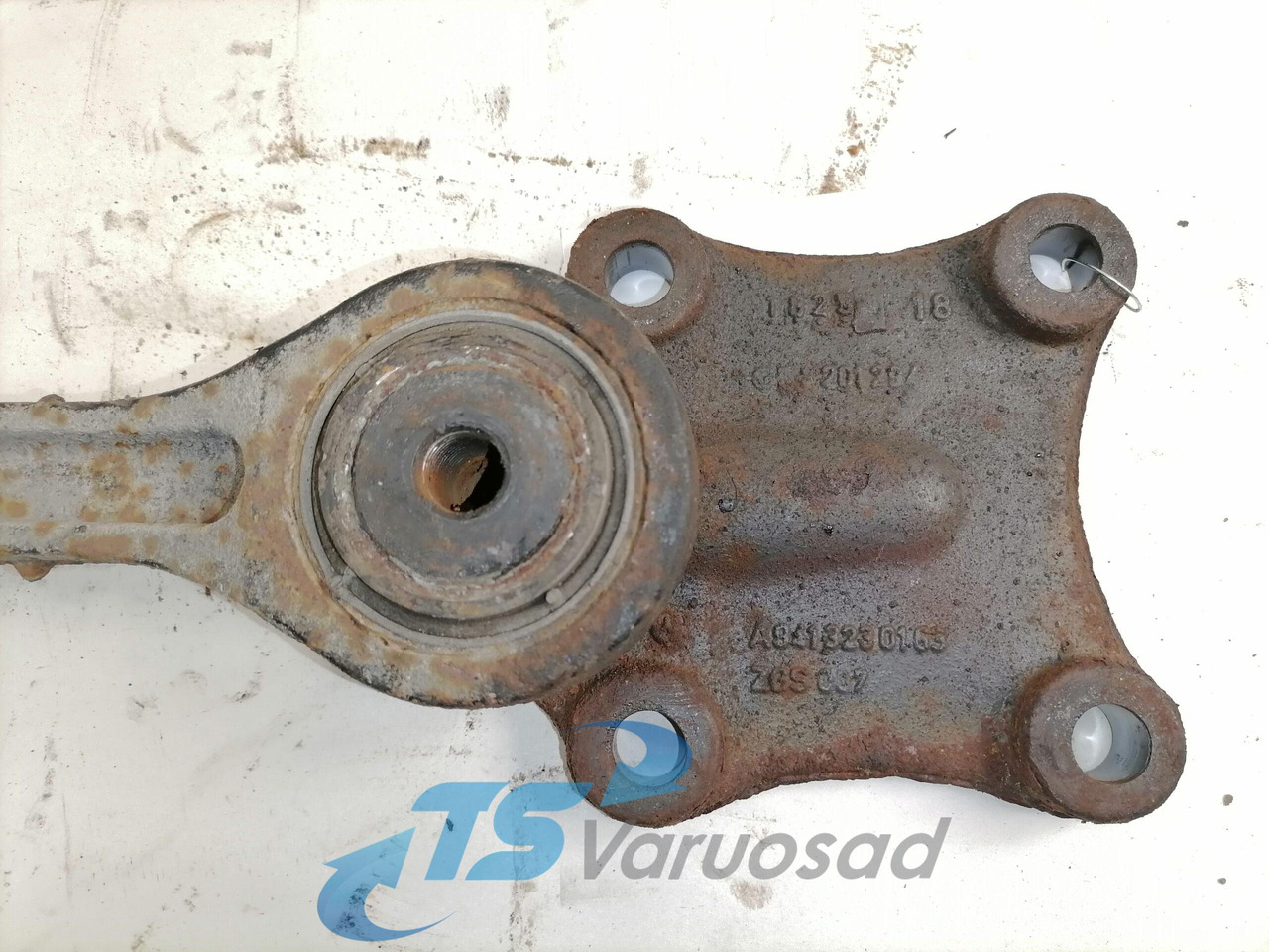 Mercedes-Benz Stabilisaatorvarda liigend A9413230163 - Viraj denge çubuğu - Kamyon: fotoğraf 2 Mercedes-Benz Stabilisaatorvarda liigend A9413230163 - Viraj denge çubuğu - Kamyon: fotoğraf 2