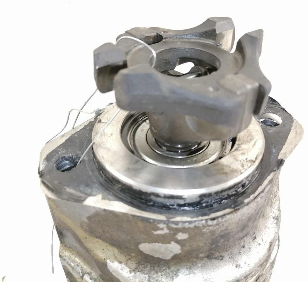 Mercedes-Benz Steering hydraulic pump A9604600280 - Hidrolik güçlendirici pompası - Kamyon: fotoğraf 2 Mercedes-Benz Steering hydraulic pump A9604600280 - Hidrolik güçlendirici pompası - Kamyon: fotoğraf 2
