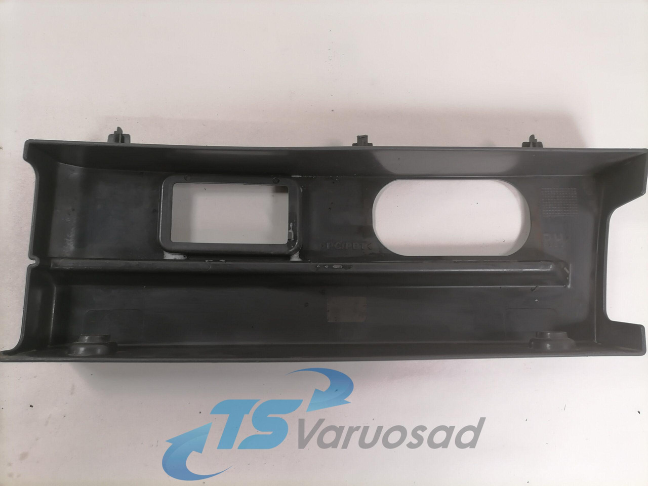 Scania Astmelaua plastik kate, keskmine parem 1501343 - Basamak - Kamyon: fotoğraf 4 Scania Astmelaua plastik kate, keskmine parem 1501343 - Basamak - Kamyon: fotoğraf 4