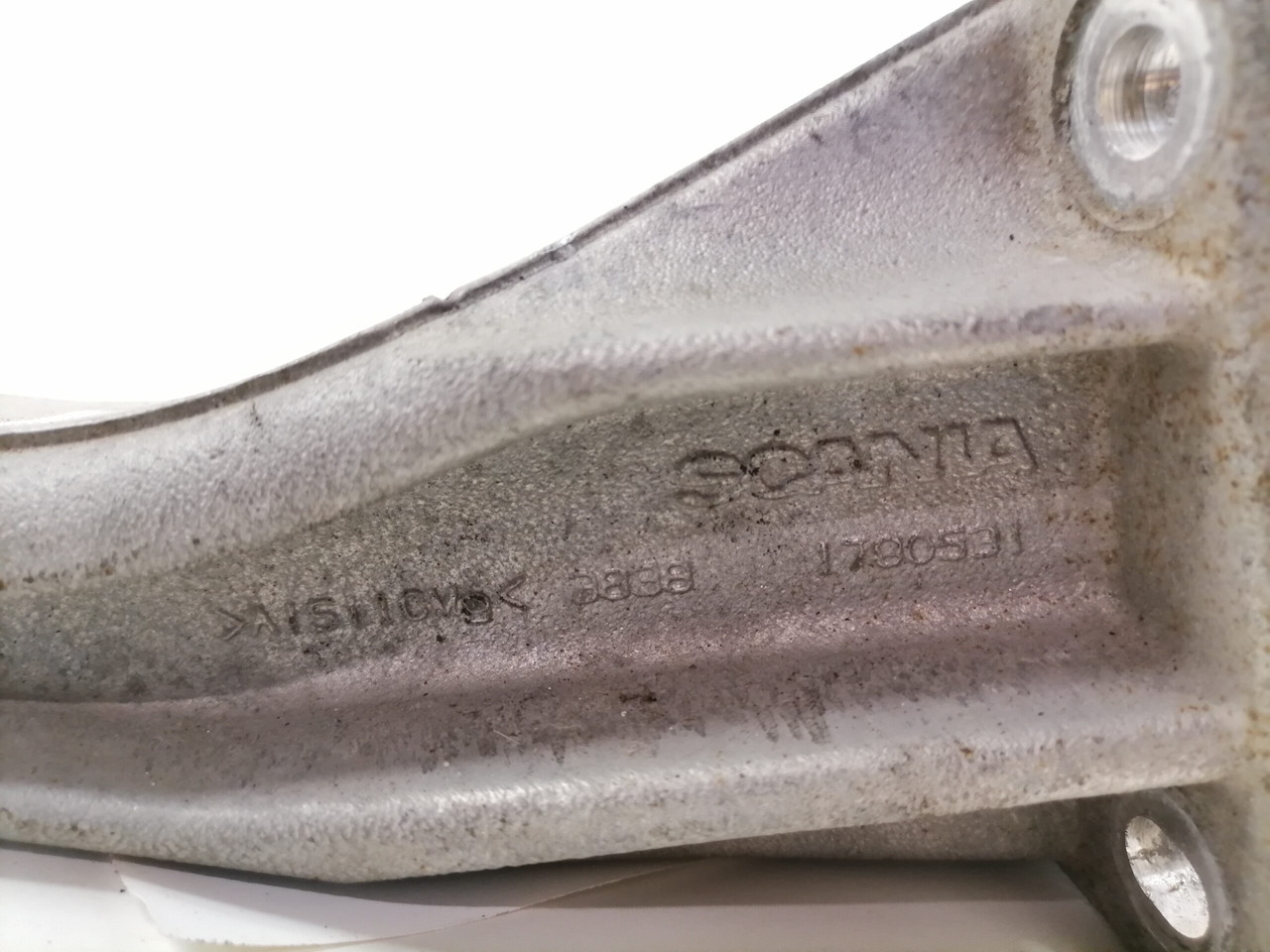 Scania Bracket 1790531 - Çerçeve/ Şasi - Kamyon: fotoğraf 2 Scania Bracket 1790531 - Çerçeve/ Şasi - Kamyon: fotoğraf 2