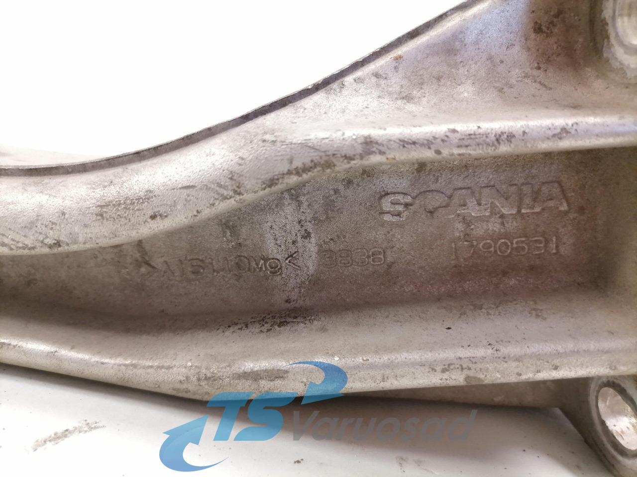 Scania Bracket 1790531 - Çerçeve/ Şasi - Kamyon: fotoğraf 2 Scania Bracket 1790531 - Çerçeve/ Şasi - Kamyon: fotoğraf 2