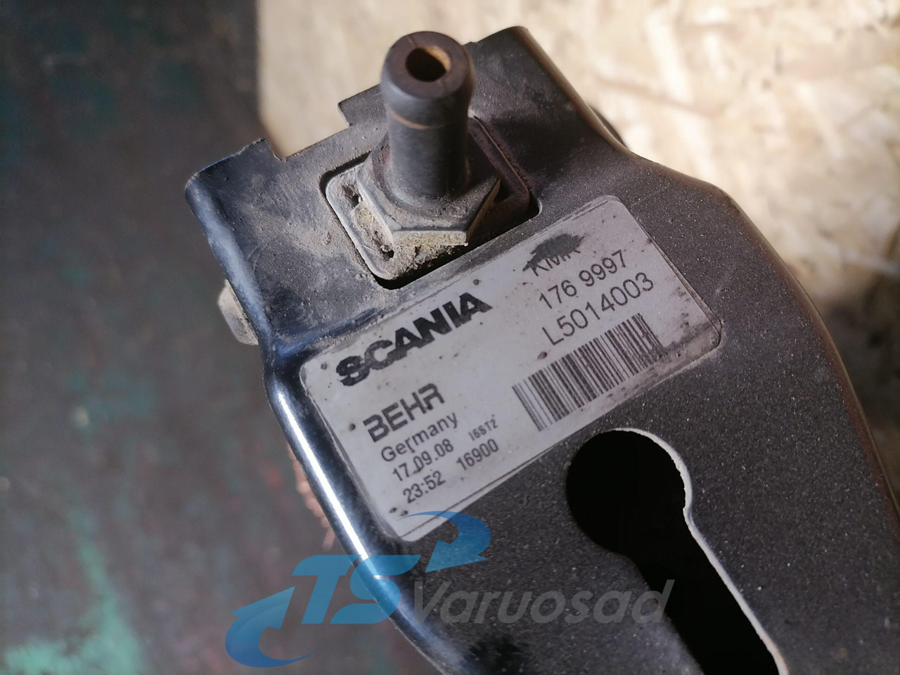 Scania Cooling radiator 1769997 - Radyatör - Kamyon: fotoğraf 3 Scania Cooling radiator 1769997 - Radyatör - Kamyon: fotoğraf 3