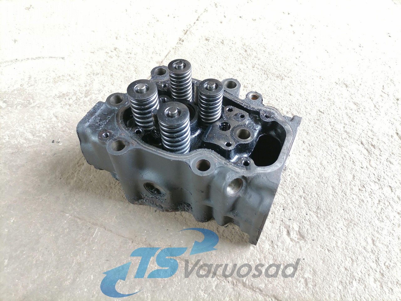 Scania Cylinder head, XPI 1921303 - Blok başlığı - Kamyon: fotoğraf 1 Scania Cylinder head, XPI 1921303 - Blok başlığı - Kamyon: fotoğraf 1