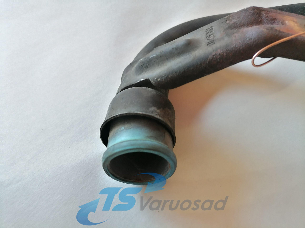 Scania EGR cooler pipe 1789710 - EGR soğutucusu - Kamyon: fotoğraf 2 Scania EGR cooler pipe 1789710 - EGR soğutucusu - Kamyon: fotoğraf 2