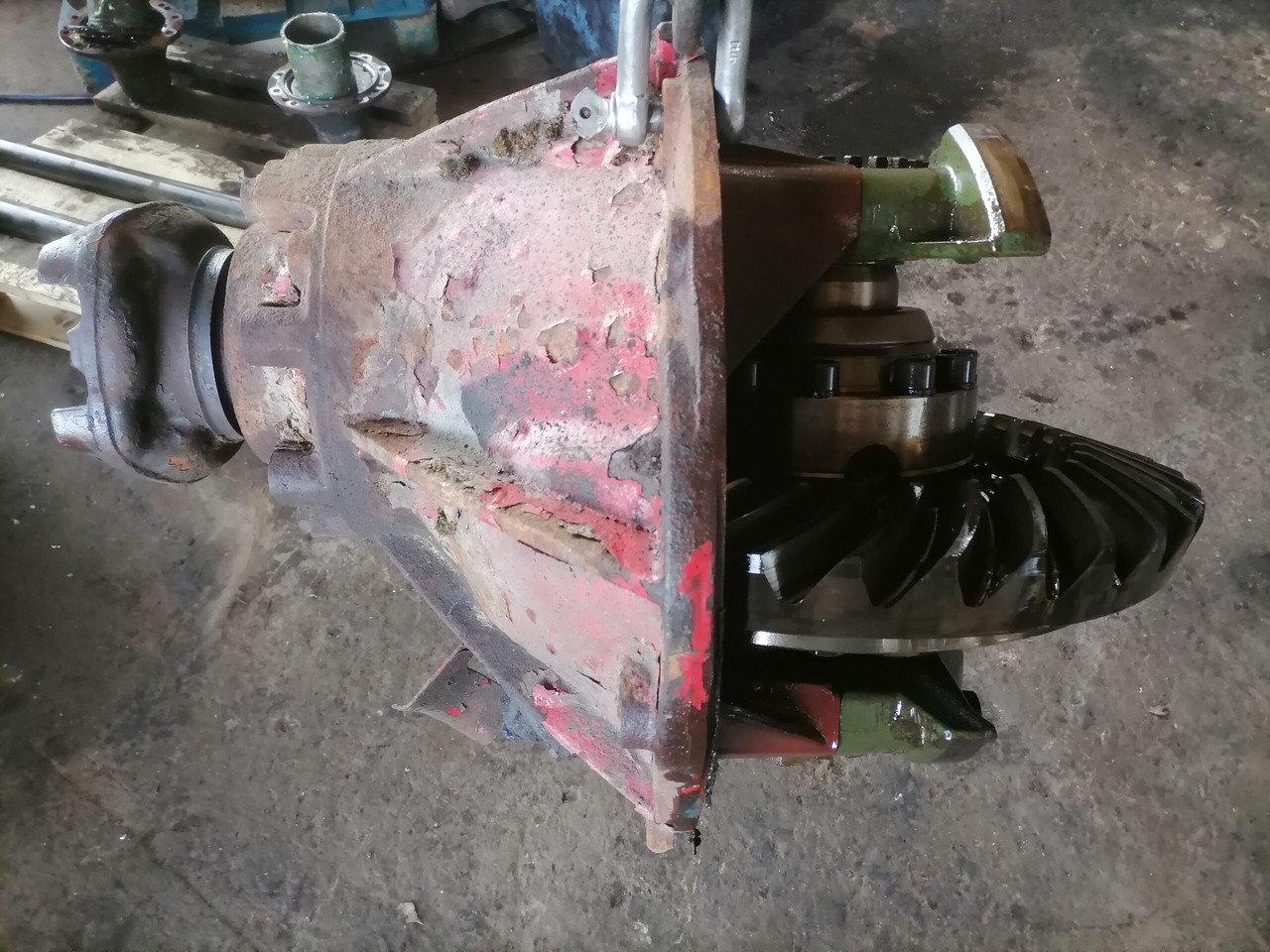 Scania Final drive 8401883 - Yürüyüş motoru - Kamyon: fotoğraf 2 Scania Final drive 8401883 - Yürüyüş motoru - Kamyon: fotoğraf 2