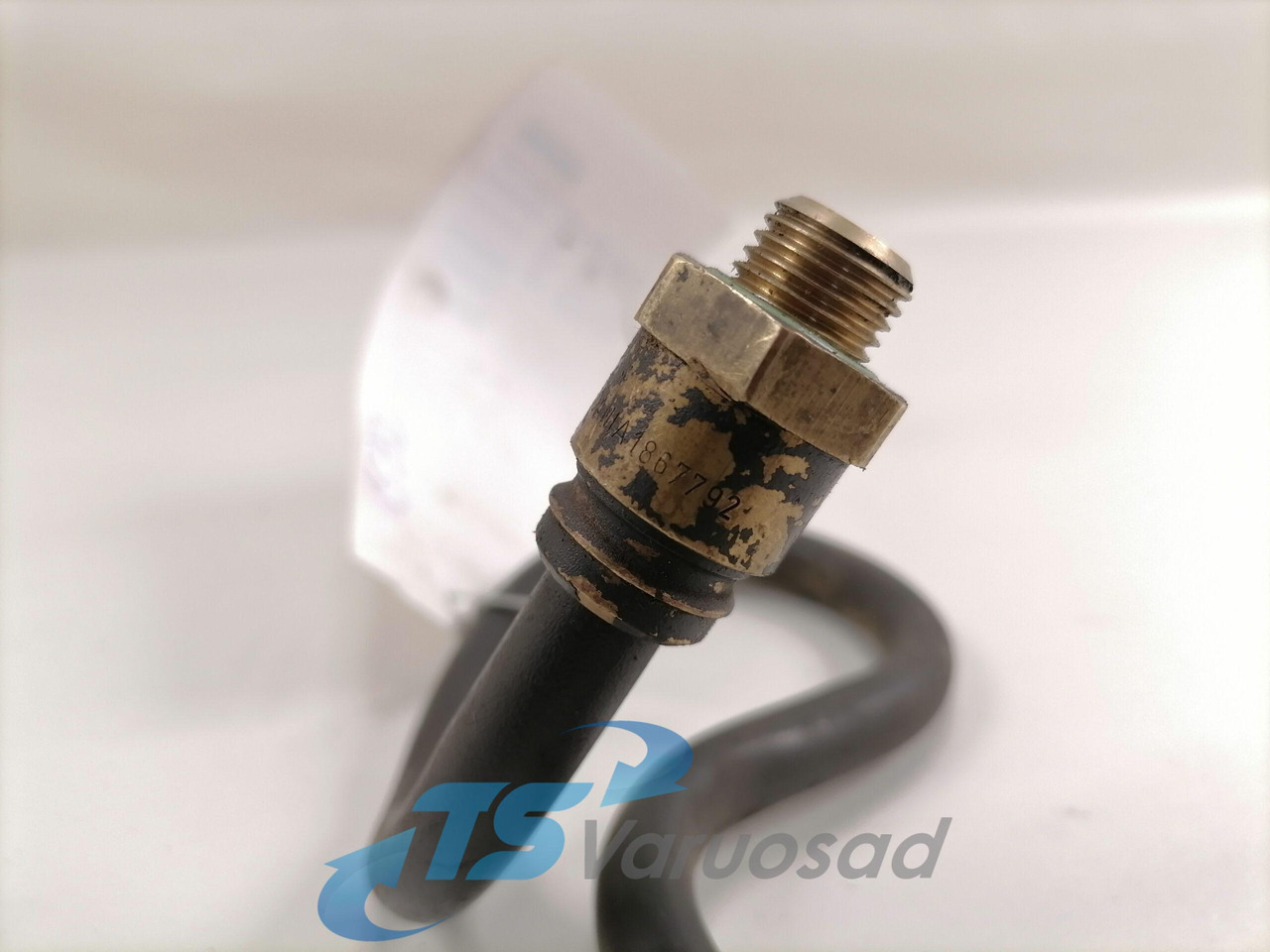 Scania Fuel pipe 1733241 - Yakıt sistemi - Kamyon: fotoğraf 2 Scania Fuel pipe 1733241 - Yakıt sistemi - Kamyon: fotoğraf 2