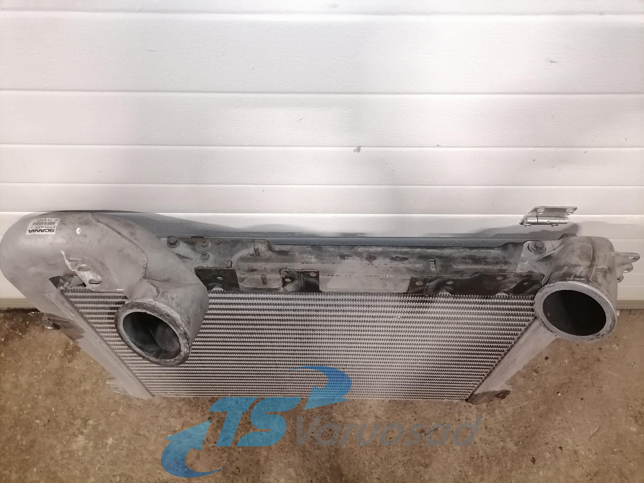 Scania Intercooler radiator 1766618 - İnterkuler - Kamyon: fotoğraf 5 Scania Intercooler radiator 1766618 - İnterkuler - Kamyon: fotoğraf 5