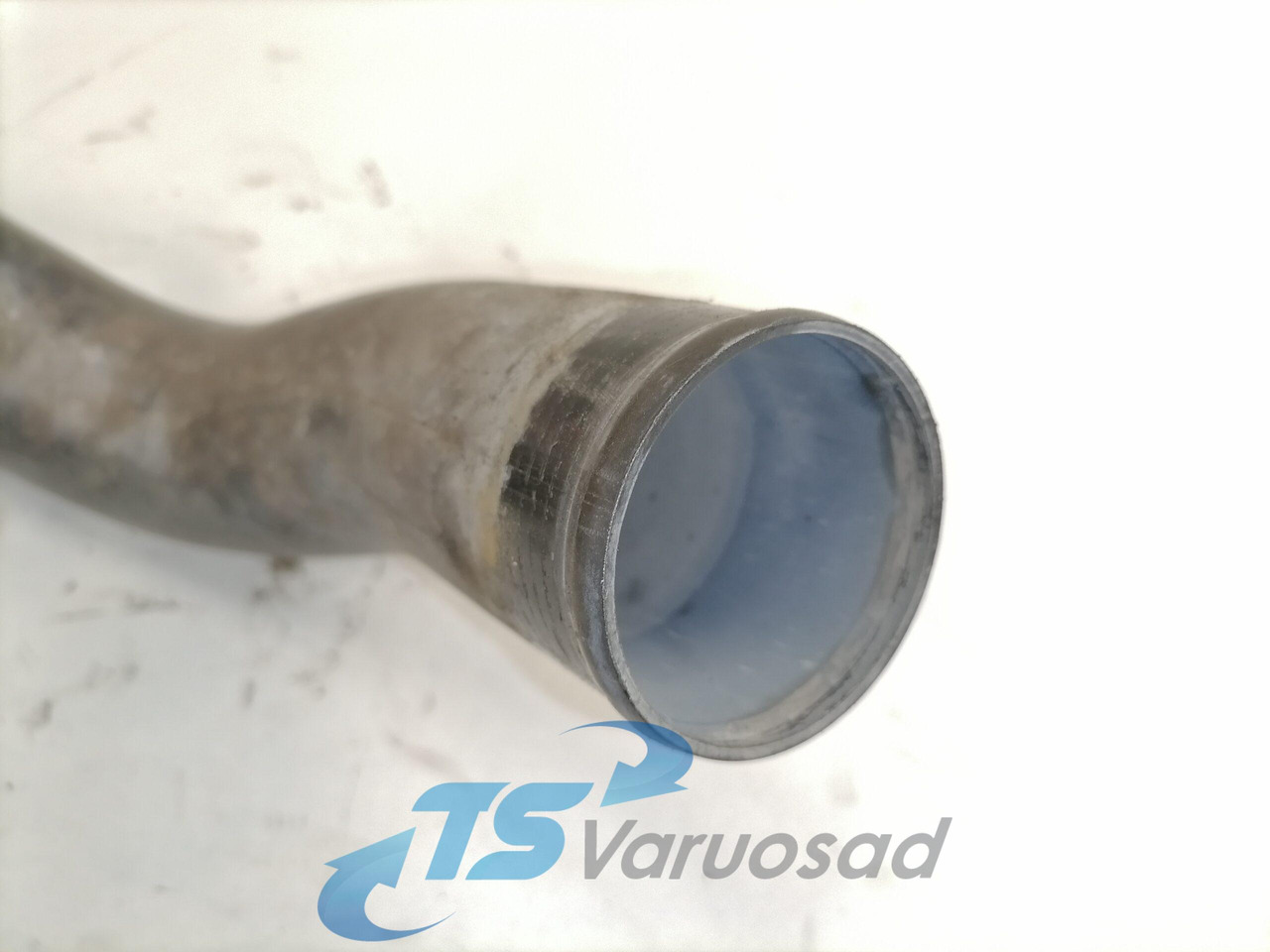 Scania Jahutusvedeliku toru, retarder 1892781 - Soğutma sistemi - Kamyon: fotoğraf 2 Scania Jahutusvedeliku toru, retarder 1892781 - Soğutma sistemi - Kamyon: fotoğraf 2