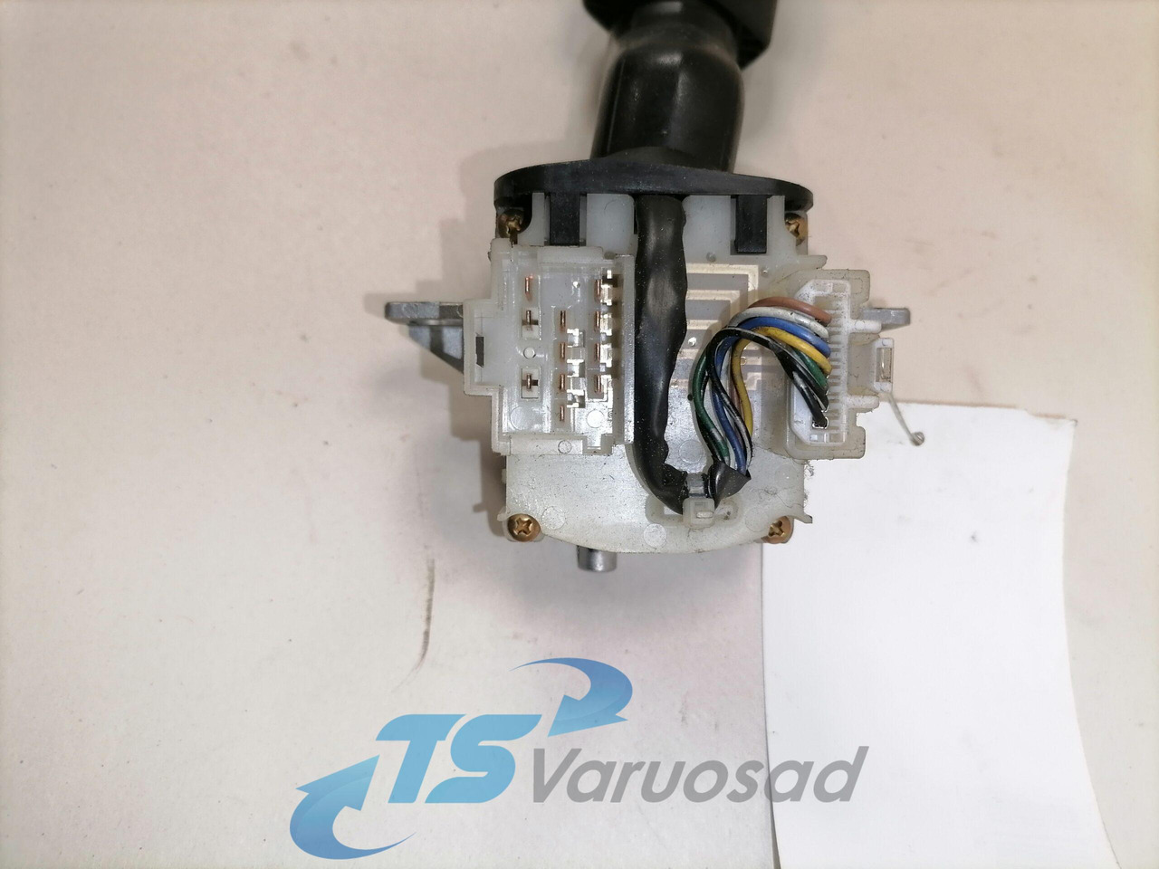 Scania Juhtkang, käiguvahetus 1548288 - Elektrik sistemi - Kamyon: fotoğraf 4 Scania Juhtkang, käiguvahetus 1548288 - Elektrik sistemi - Kamyon: fotoğraf 4