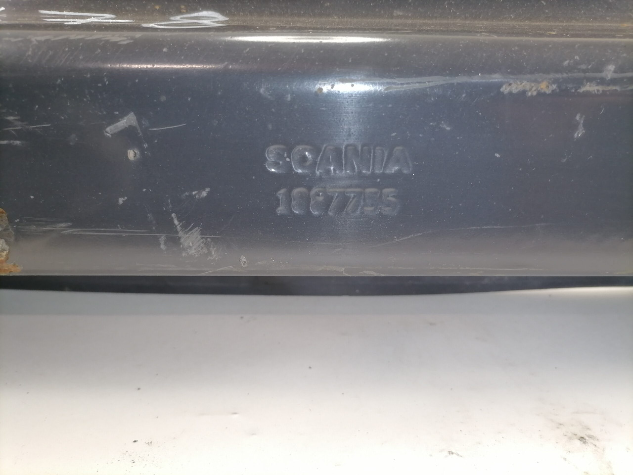 Scania Kütusepaagi kandur, Scania 1887755 - Yakıt tankı - Kamyon: fotoğraf 2 Scania Kütusepaagi kandur, Scania 1887755 - Yakıt tankı - Kamyon: fotoğraf 2