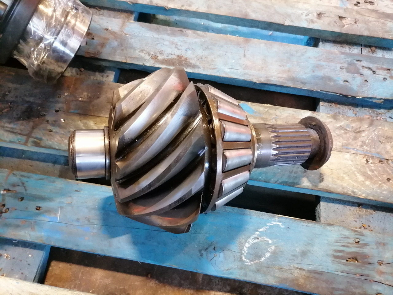 Scania Lõppülekanne R780 2,92 38:13 2135155 - Yürüyüş motoru - Kamyon: fotoğraf 4 Scania Lõppülekanne R780 2,92 38:13 2135155 - Yürüyüş motoru - Kamyon: fotoğraf 4