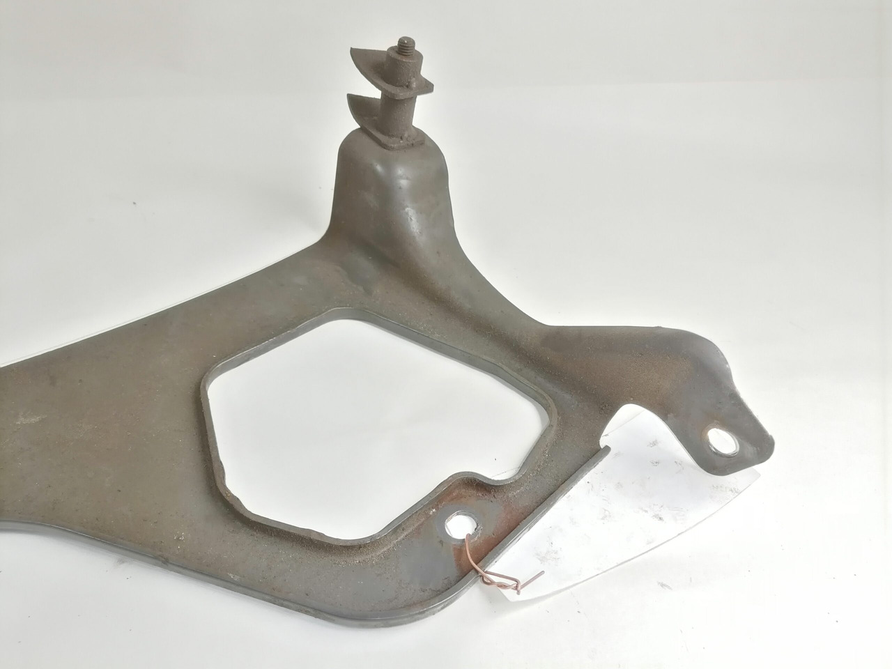 Scania Muffler carrier 1766301 - Susturucu - Kamyon: fotoğraf 3 Scania Muffler carrier 1766301 - Susturucu - Kamyon: fotoğraf 3