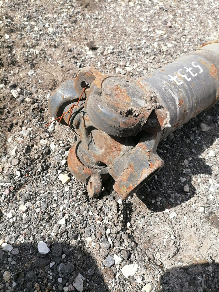 Scania Propeller shaft 1758598 - Şaft - Kamyon: fotoğraf 4 Scania Propeller shaft 1758598 - Şaft - Kamyon: fotoğraf 4