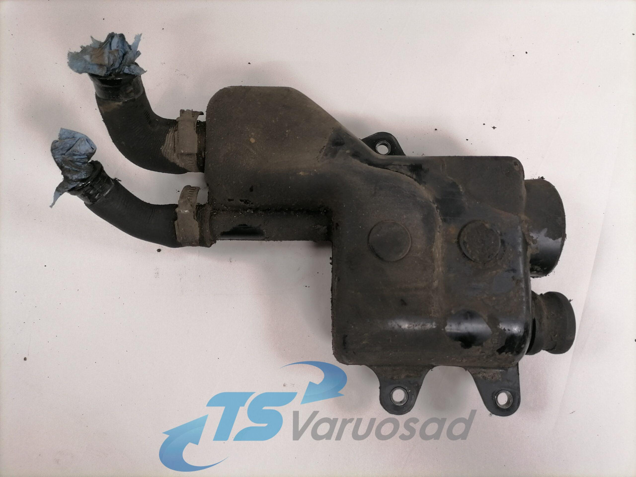 Scania Scania steering oil tank 1461351 - Direksiyon hortumu - Kamyon: fotoğraf 3 Scania Scania steering oil tank 1461351 - Direksiyon hortumu - Kamyon: fotoğraf 3